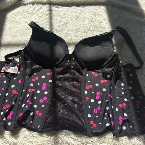 La Senza Hello Sugar Corset Top – Size XS | Y2K Aesthetic | Cherry Push-Up | - Picture 4 of 7